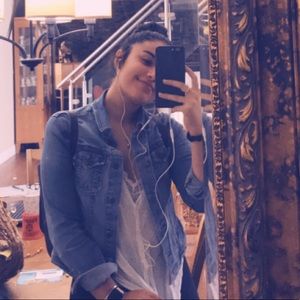 Meet your Posher, Alyalyssa